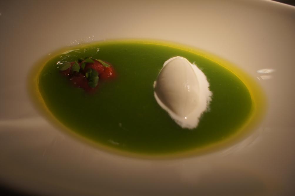 Alkimia en Barcelona Gazpacho de pepino y tomate 
